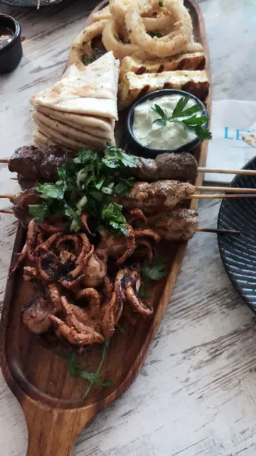 Lefkas Taverna