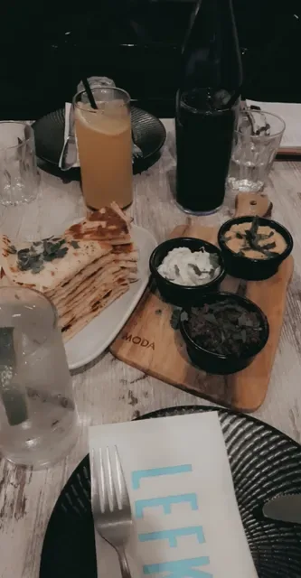 Lefkas Taverna