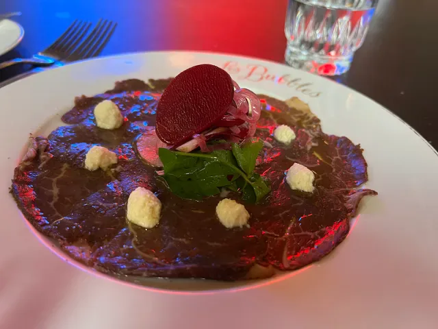 Les Bubbles Steakhouse