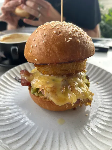 Let Minnow Cafe