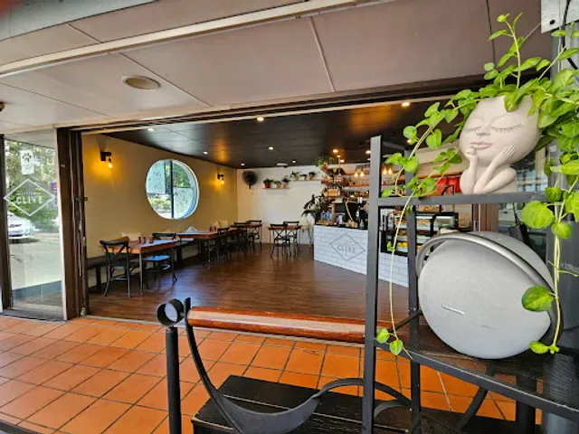 Little Clive Cafe