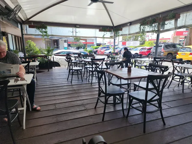 Little Clive Cafe