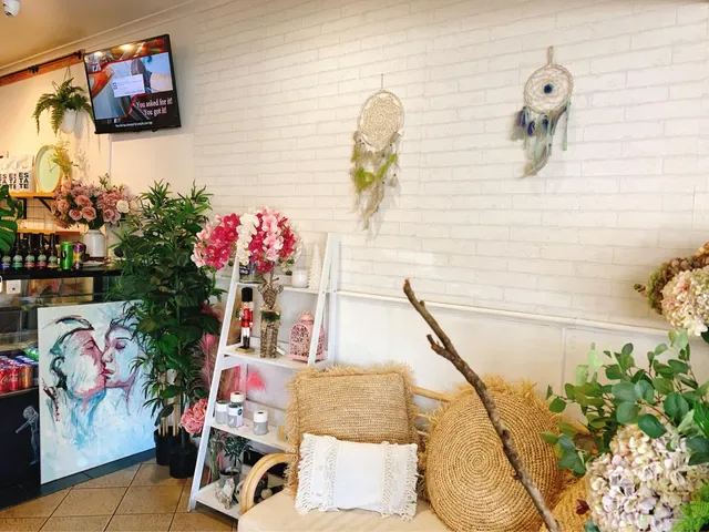 Little Dreamer Cafe