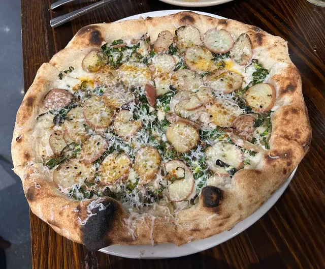 Little g Pizzeria