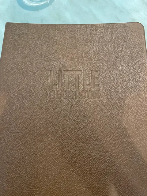 Little Glass Room Bar & Restaurant
