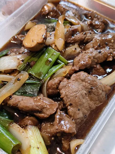 Little Rice Bowl Restaurant 米麒麟