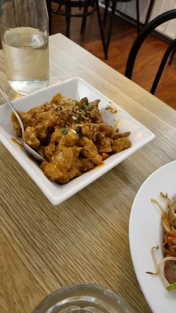 Mamaku Street Food