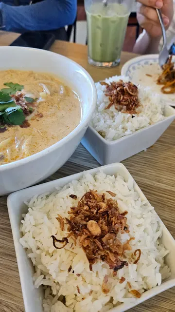 Mamaku Street Food