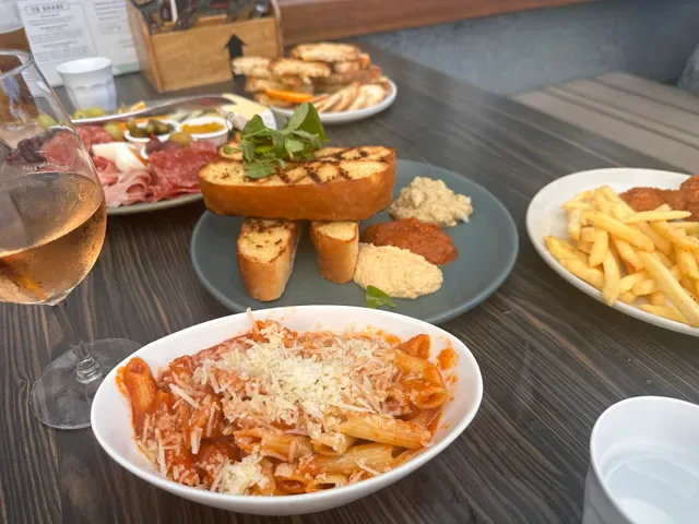 Mary Mae's Bar & Kitchen
