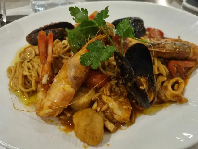 Massimo Restaurant & Bar