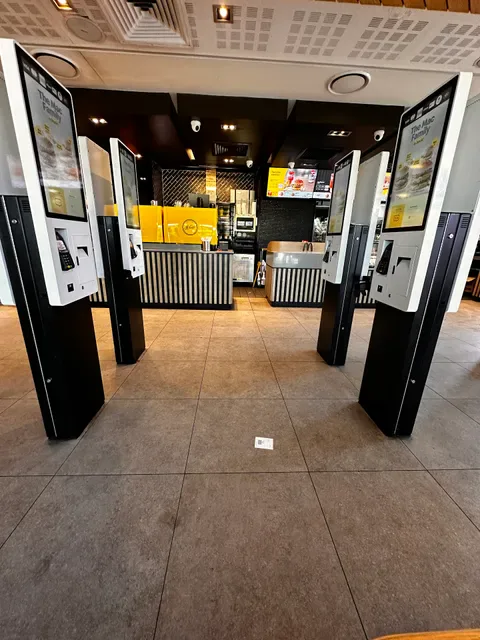 McDonald's Annerley