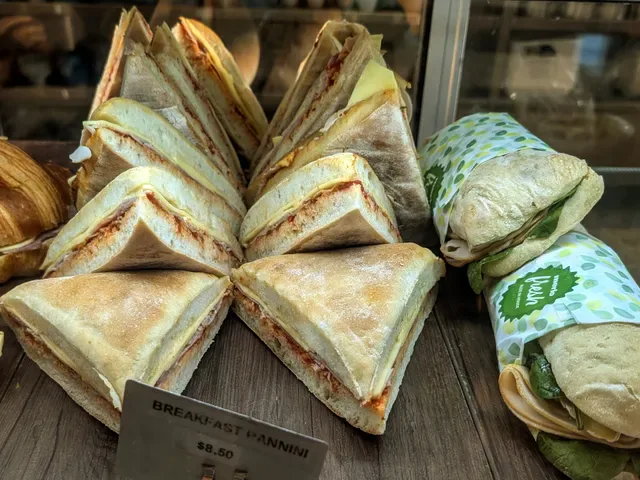 Merlo Coffee Cafe | Bowen Hills