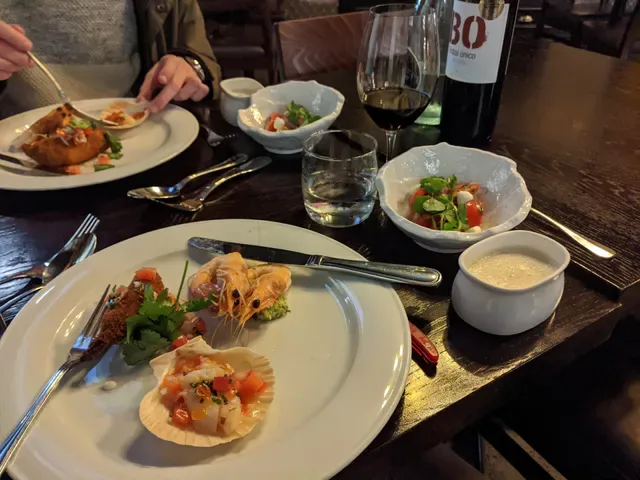 Moda Steak . Tapas . Seasons