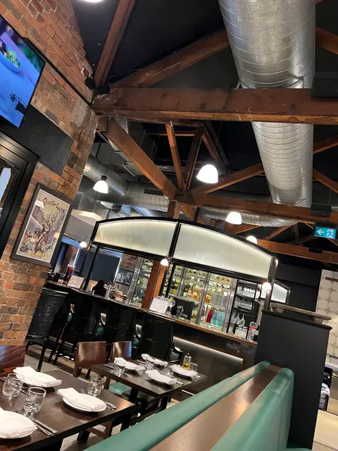 Moda Steak . Tapas . Seasons