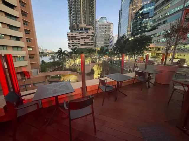 Motion Dining