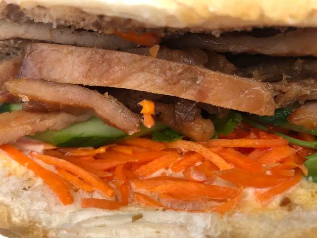 Mrs Luu's Bowen Hills