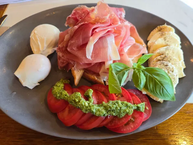 New Farm Deli