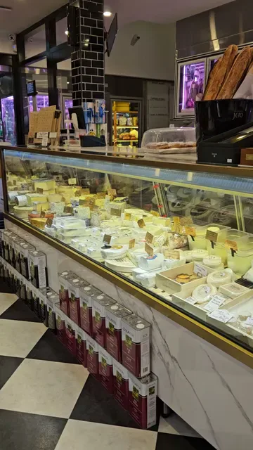 New Farm Deli