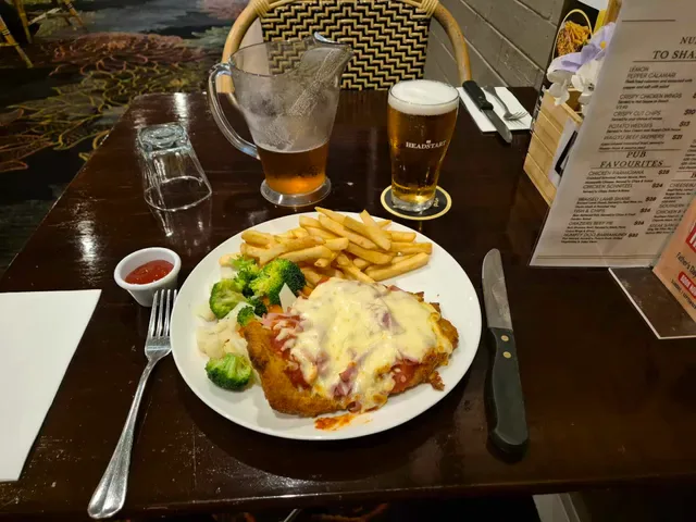 Nudgee Beach Hotel