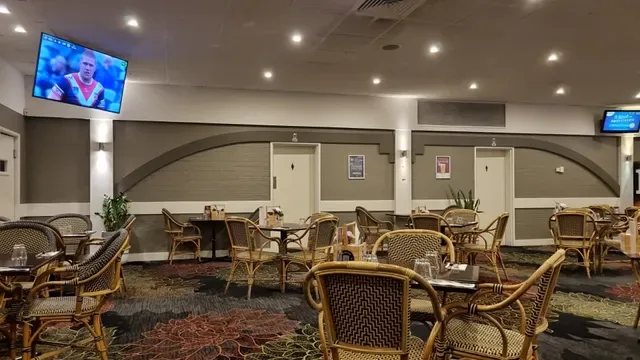Nudgee Beach Hotel