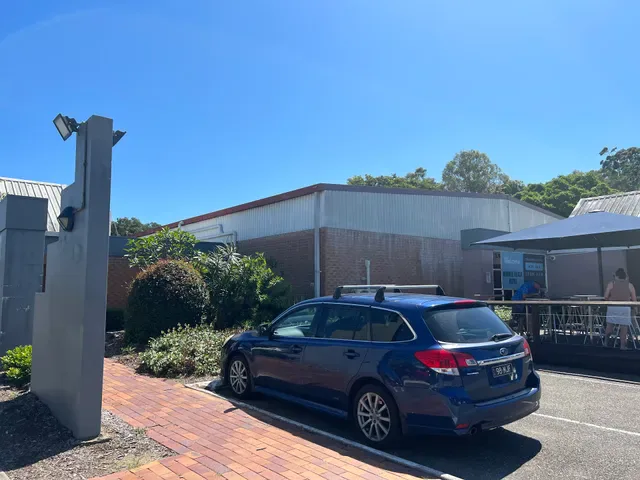Nudgee Beach Hotel