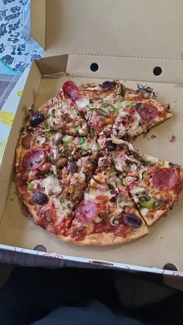 Panchos Pizza