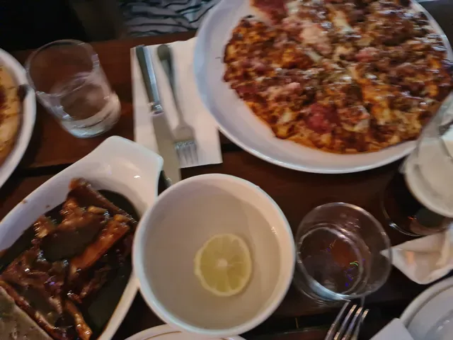 Panchos Pizza
