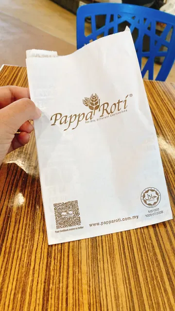 Papparoti Warrigal Square