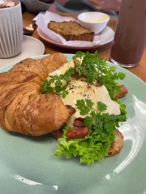Peach Cafe