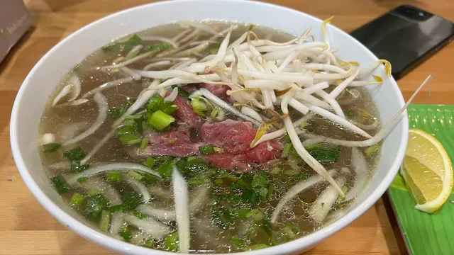 Pho Lewis Tran