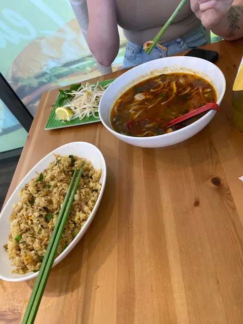 Pho Lewis Tran