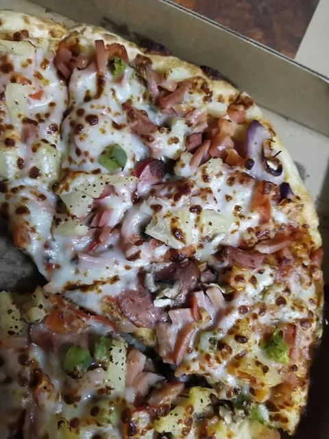 PIZZA PLAZA