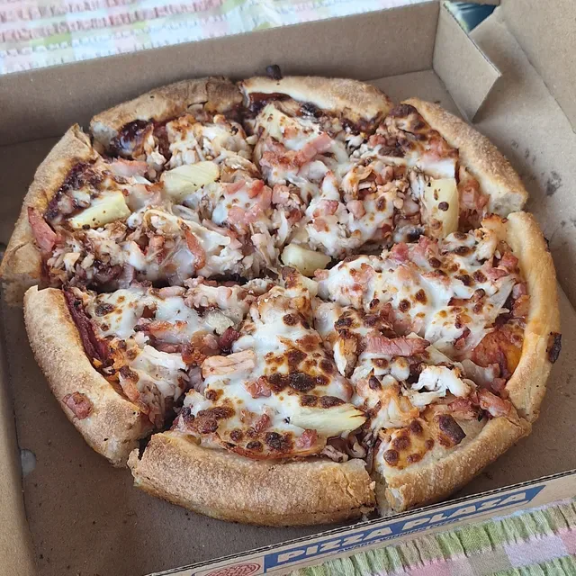 PIZZA PLAZA