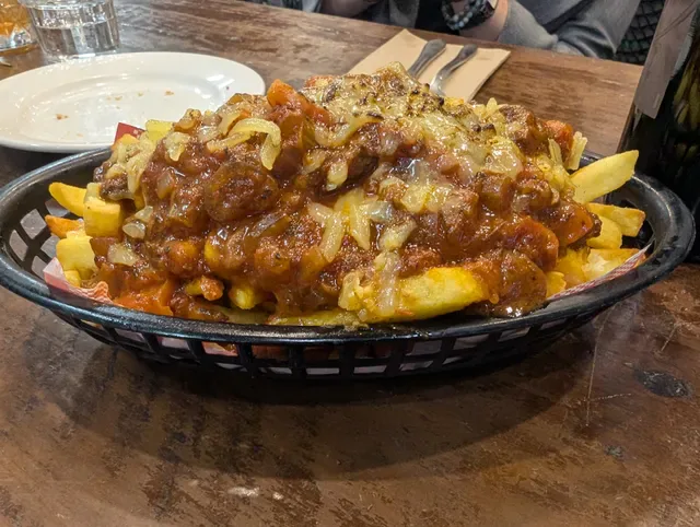 Proper Pizza Cafe and Bar