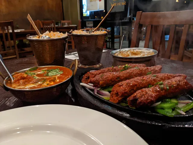 Punjab Curry Club Forest Lake