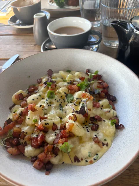 Rabbit Hole Cafe - Seven Hills