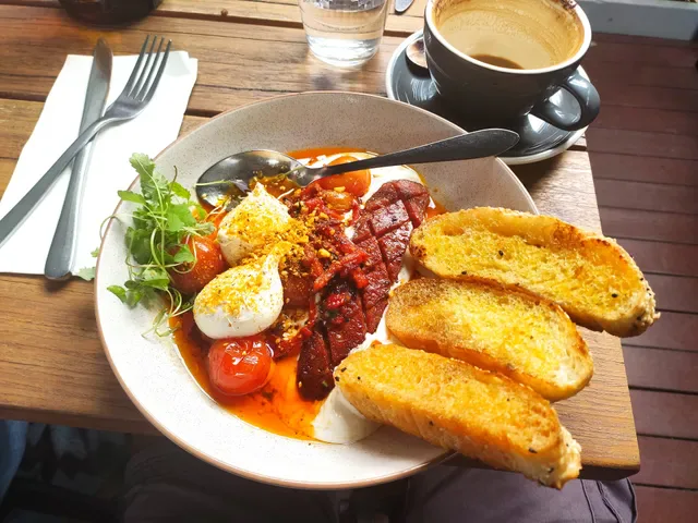 Rabbit Hole Cafe - Seven Hills