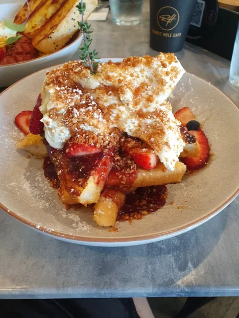 Rabbit Hole Cafe - Wynnum