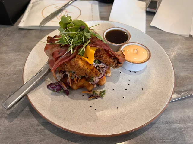 Rabbit Hole Cafe - Wynnum
