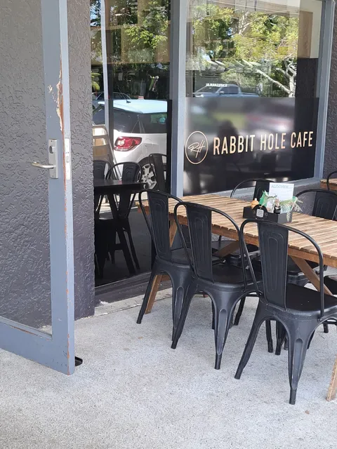 Rabbit Hole Cafe - Wynnum