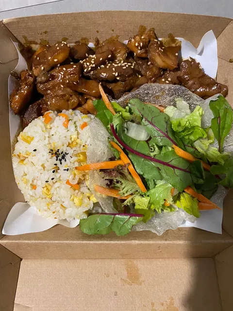 Restaurant Red & Green (GGOGI HOUSE by NEW management: Mon-Thur $51.90, Fri-Sun $55.90))