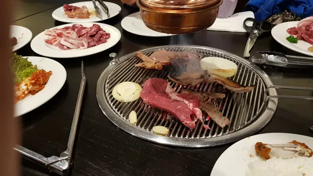 Restaurant Red & Green (GGOGI HOUSE by NEW management: Mon-Thur $51.90, Fri-Sun $55.90))