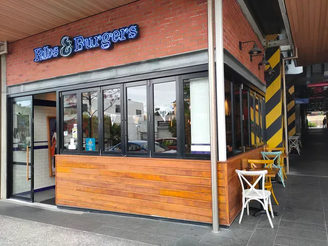 Ribs & Burgers Woolloongabba