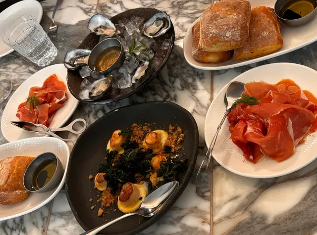 Rich & Rare Restaurant