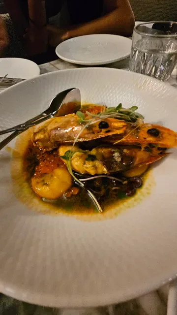 Rich & Rare Restaurant