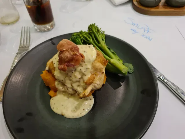 Rocklily Bar & Grill Restaurant
