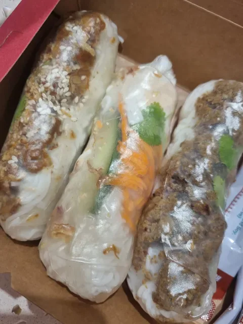 Roll'd Queens Plaza