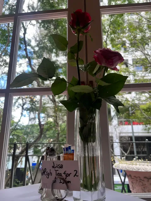 Room with Roses