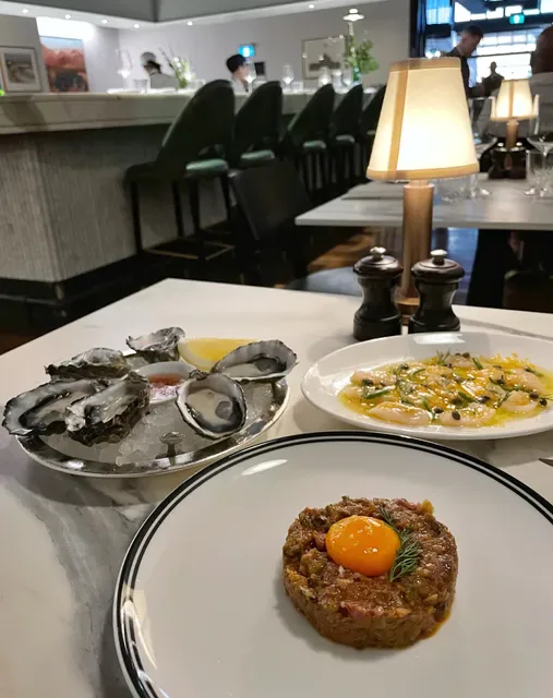 Rothwell’s Bar & Grill