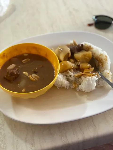 Ruean Phae Thai Restaurant